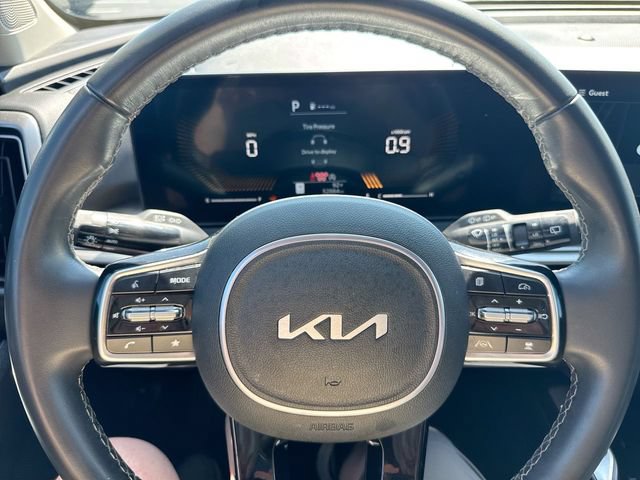Used 2025 Kia Sorento S w/ Panoramic Sunroof Package FWD image 14