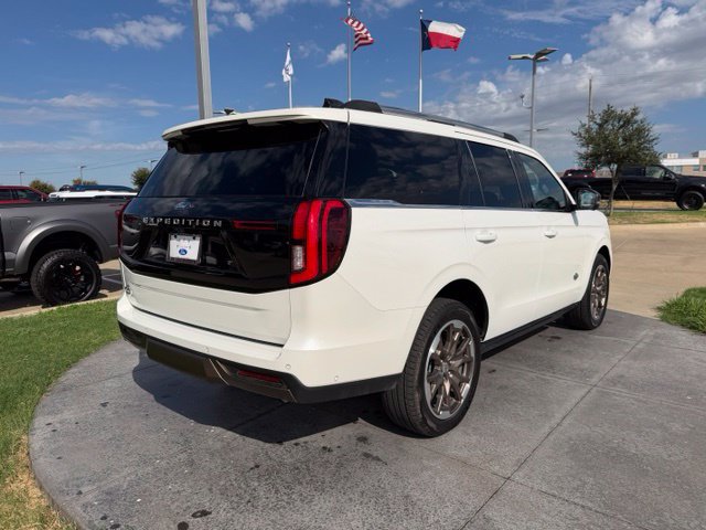 Certified 2025 Ford Expedition King Ranch AWD/4WD image 7