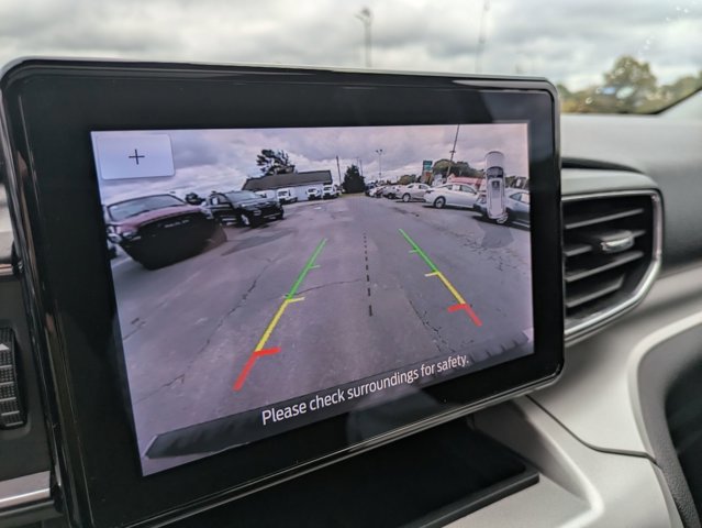 Certified 2022 Ford Explorer XLT w/ Equipment Group 202A image 24