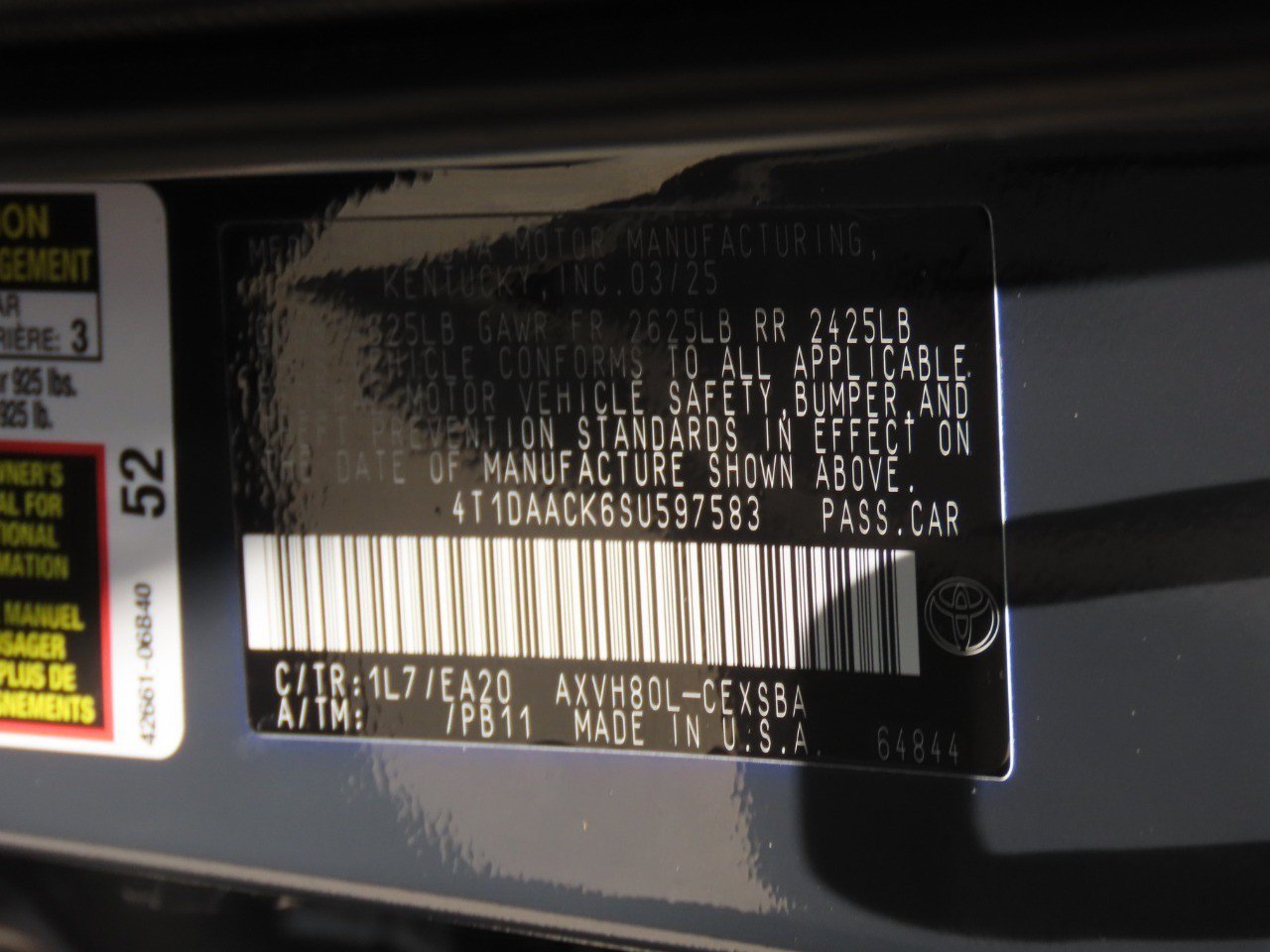 Used 2025 Toyota Camry SE w/ Convenience Package FWD image 30