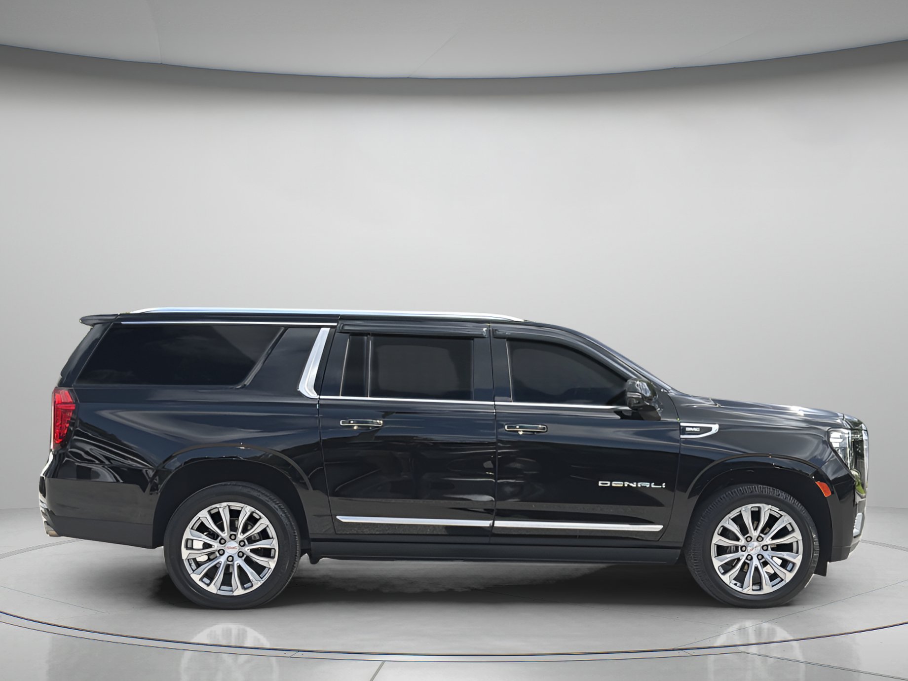 Used 2022 GMC Yukon XL Denali w/ Max Trailering Package RWD image 39
