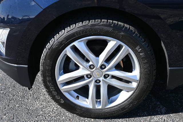 Used 2020 Chevrolet Equinox Premier FWD image 14