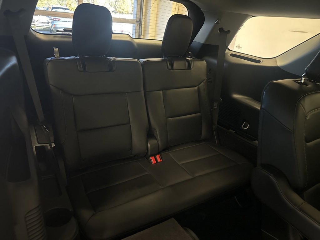 Certified 2023 Ford Explorer XLT w/ Equipment Group 202A image 40