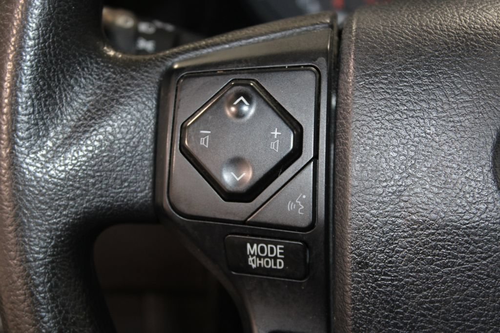 Used 2020 Toyota Tacoma SR w/ SR Convenience Package RWD image 35