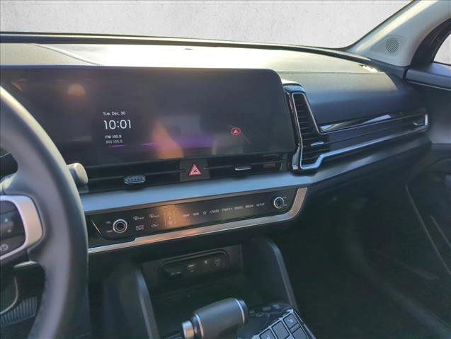 Used 2024 Kia Sportage EX image 14