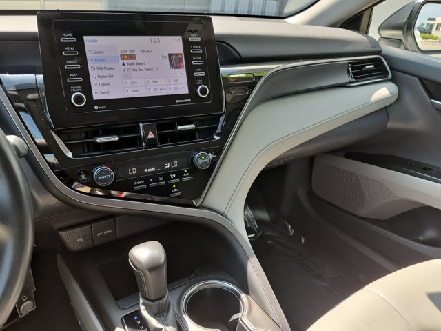 Used 2023 Toyota Camry SE FWD image 23