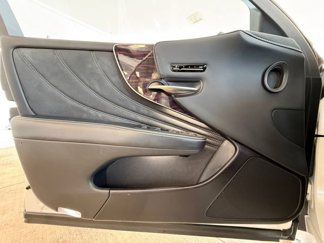 Used 2022 Lexus LS 500 AWD w/ Interior Upgrade Package image 27