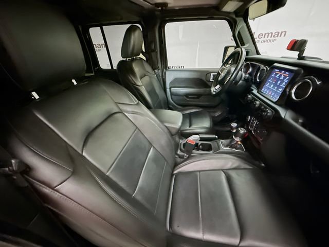 Used 2021 Jeep Wrangler Unlimited Sahara AWD/4WD image 28