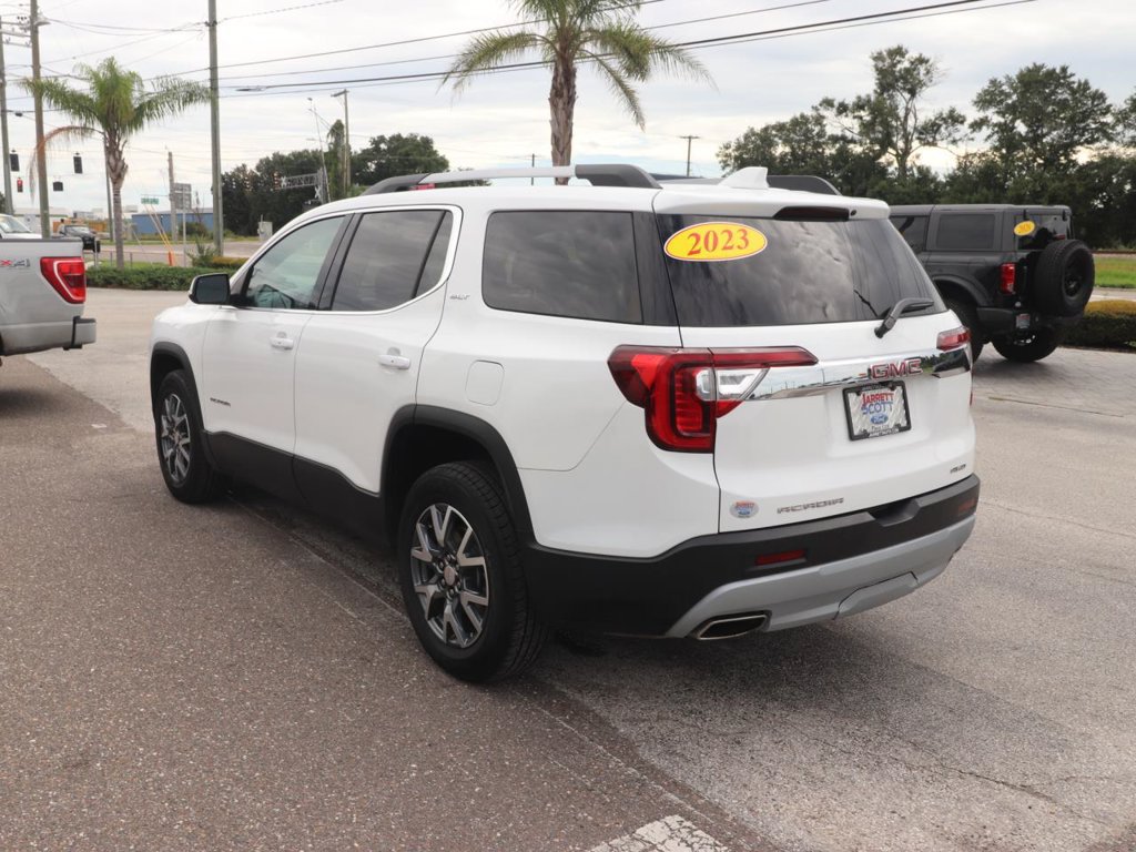 Used 2023 GMC Acadia SLT AWD/4WD image 12
