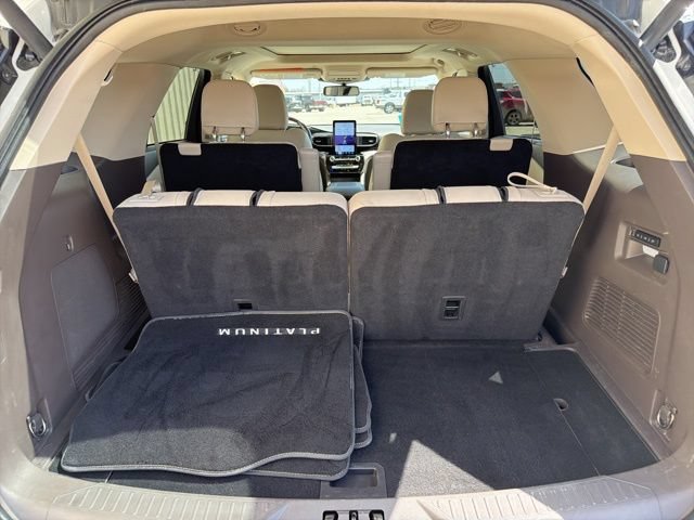 Certified 2023 Ford Explorer Platinum w/ Technology Package AWD/4WD image 8