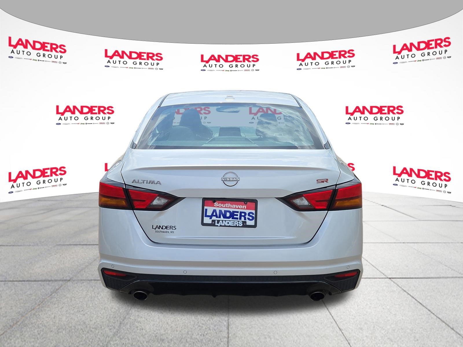 Used 2024 Nissan Altima 2.5 SR FWD image 4
