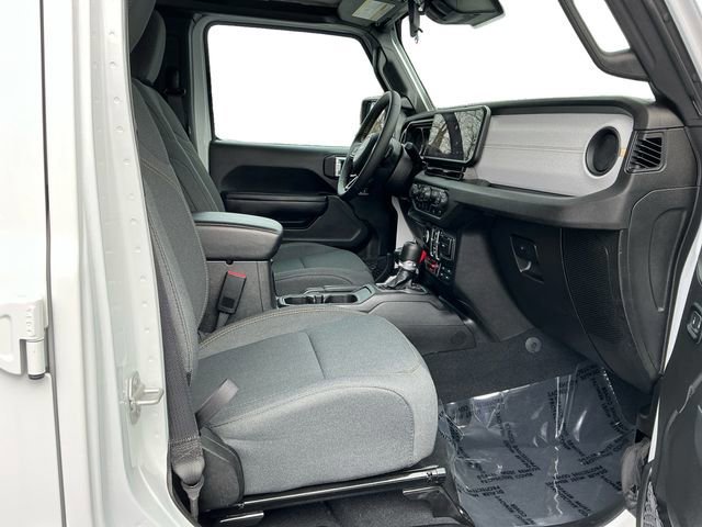 Used 2024 Jeep Gladiator Sport image 17