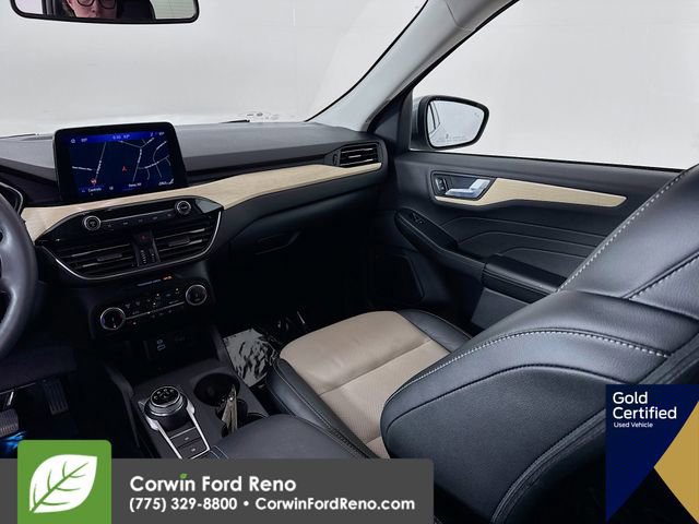Certified 2022 Ford Escape Titanium w/ Titanium Elite Package image 29