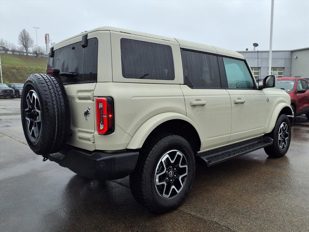Certified 2025 Ford Bronco Outer Banks image 4