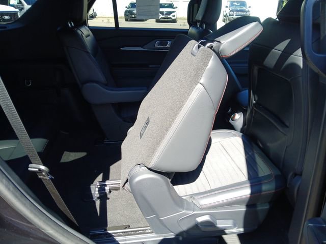 Certified 2025 Ford Explorer ST-Line AWD/4WD image 44