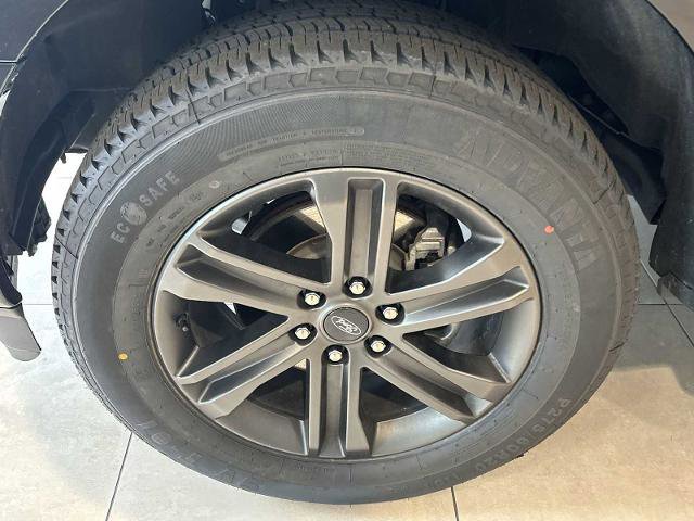 Certified 2022 Ford F150 XLT w/ Equipment Group 302A High image 31