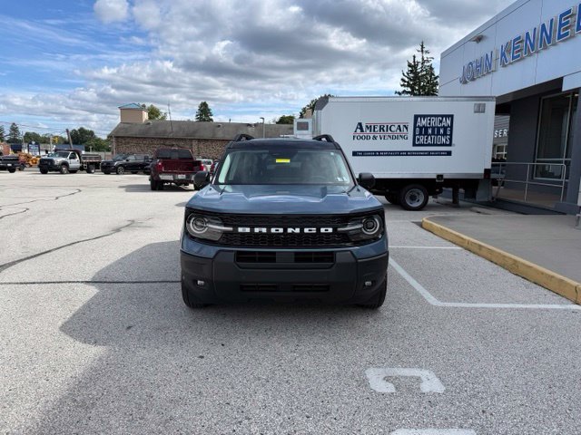 Certified 2025 Ford Bronco Sport Outer Banks w/ Outer Banks Tech Package+ AWD/4WD image 3