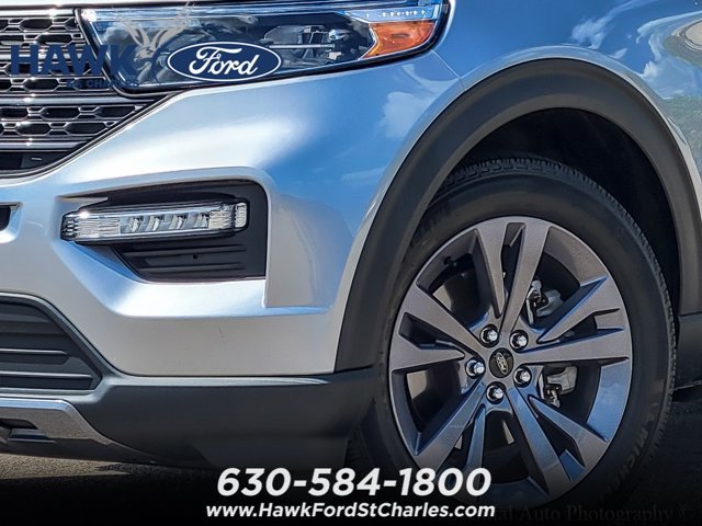 Certified 2023 Ford Explorer XLT w/ Equipment Group 202A AWD/4WD image 3
