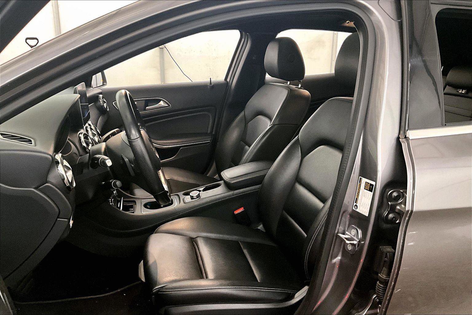 Used 2019 Mercedes-Benz GLA 250 image 24