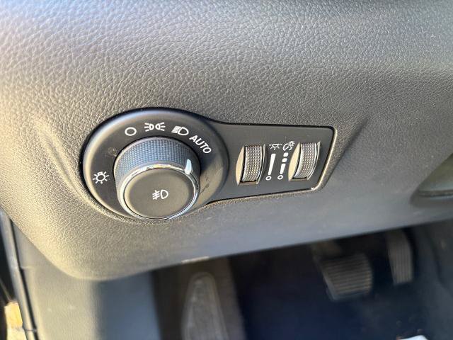 Used 2024 Jeep Compass Latitude AWD/4WD image 14