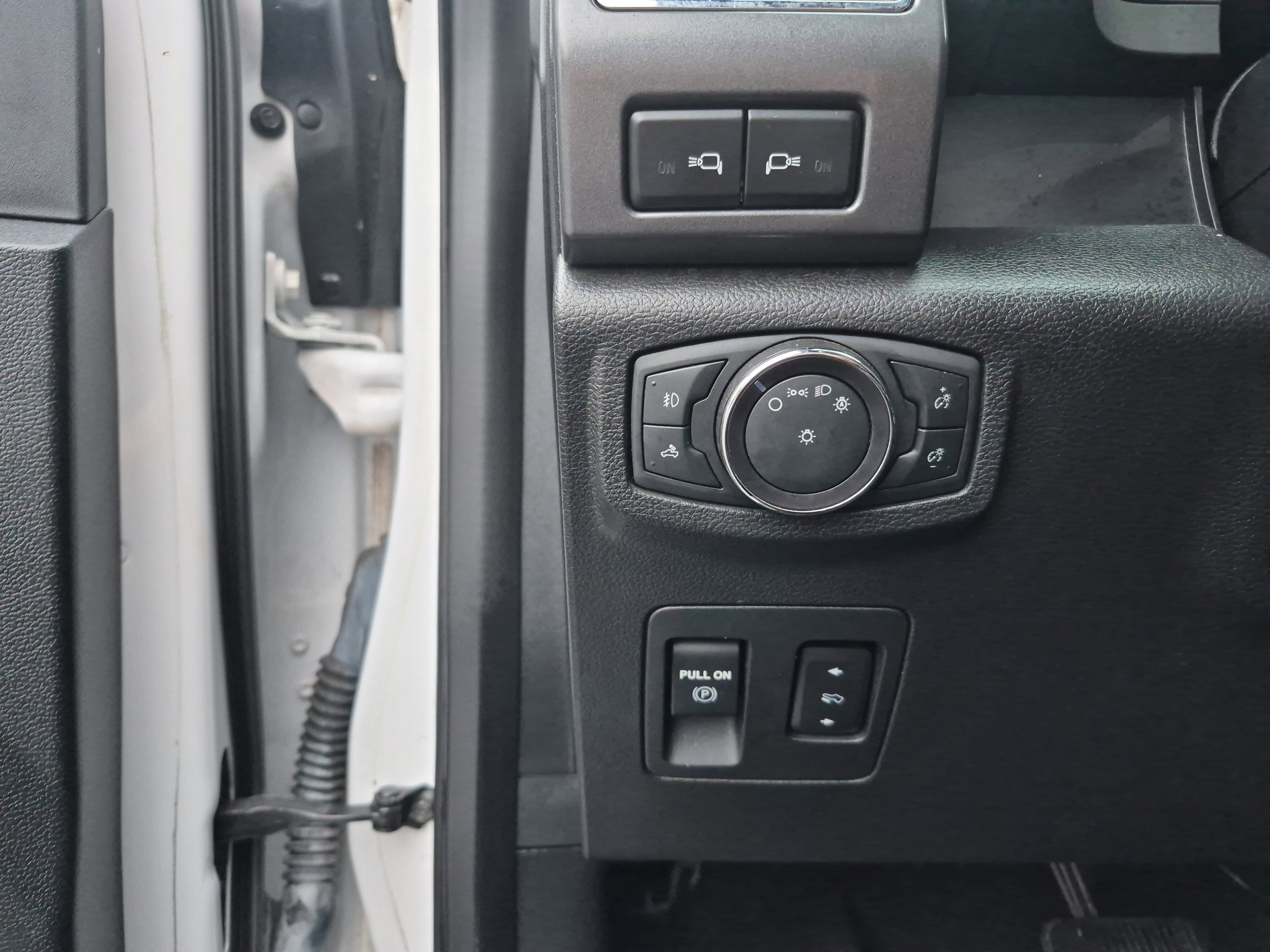 Certified 2020 Ford F150 XLT w/ Equipment Group 302A Luxury image 19