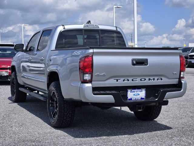 Used 2022 Toyota Tacoma SR AWD/4WD image 5