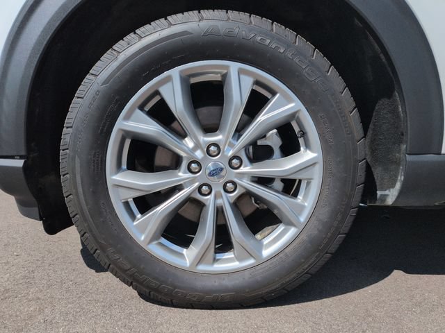 Certified 2021 Ford Explorer XLT w/ Equipment Group 202A AWD/4WD image 10