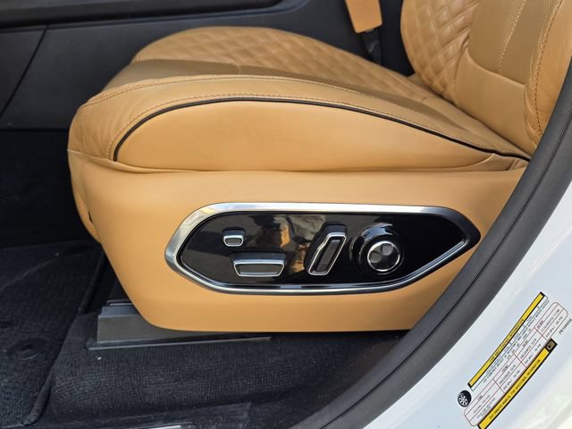 Used 2023 Jeep Grand Cherokee Summit w/ Luxury Tech Group V RWD image 16