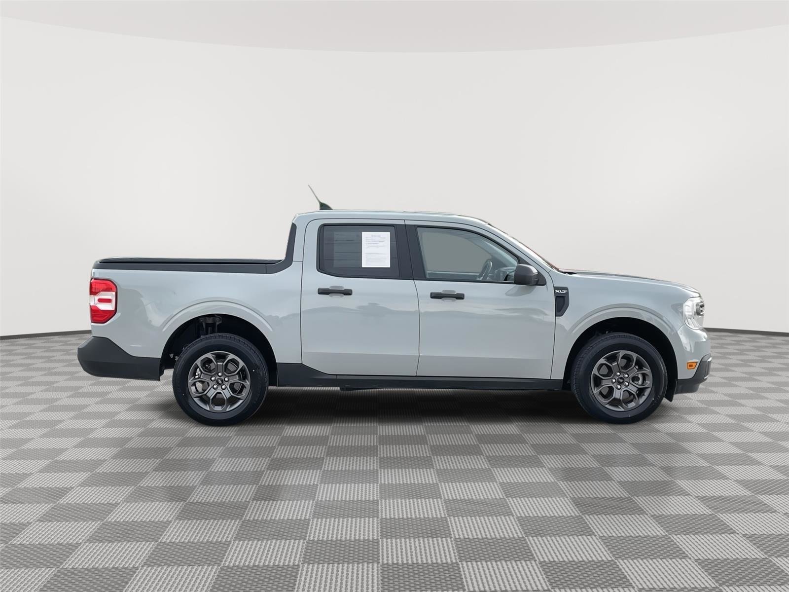 Certified 2022 Ford Maverick XLT w/ Equipment Group 300A Standard AWD/4WD image 6