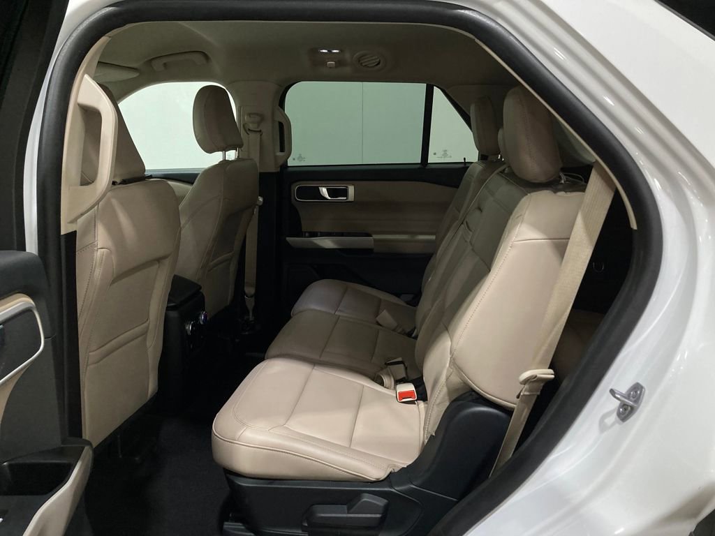 Certified 2023 Ford Explorer XLT w/ Equipment Group 202A image 14