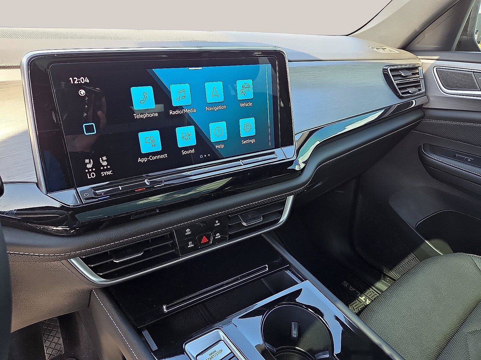 Used 2024 Volkswagen Atlas Cross Sport SE w/ Panoramic Sunroof Package AWD/4WD image 19