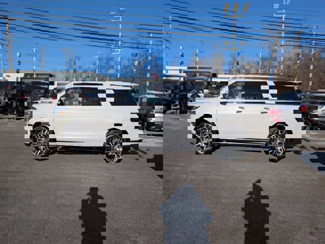 Certified 2022 Ford Expedition Max Limited image 2