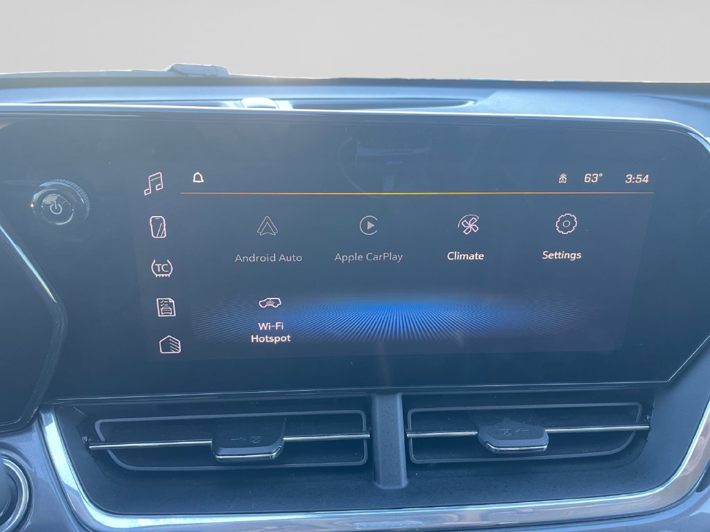 Used 2024 Chevrolet Trax ACTIV FWD image 29