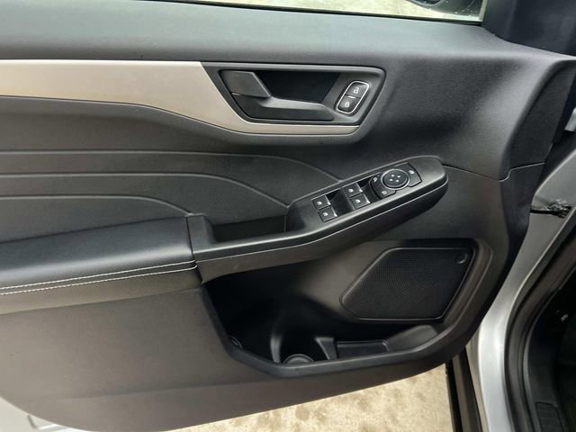 Certified 2022 Ford Escape SE w/ Convenience Package image 17