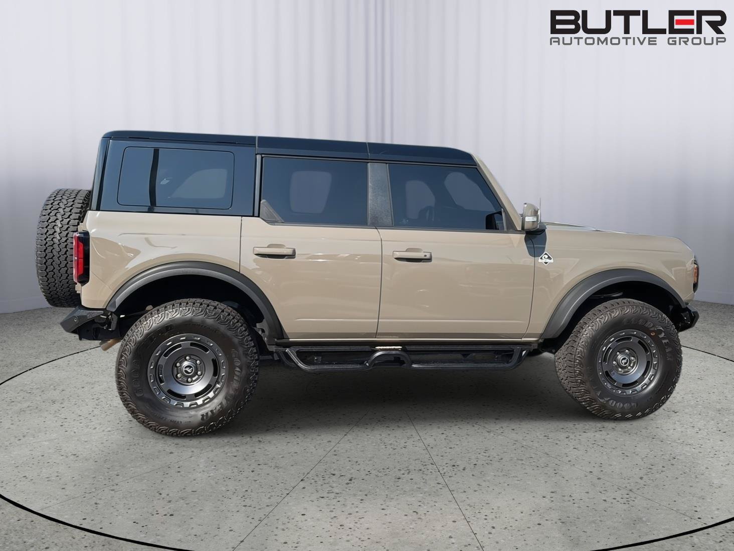 Certified 2025 Ford Bronco Outer Banks w/ Sasquatch Package AWD/4WD image 7