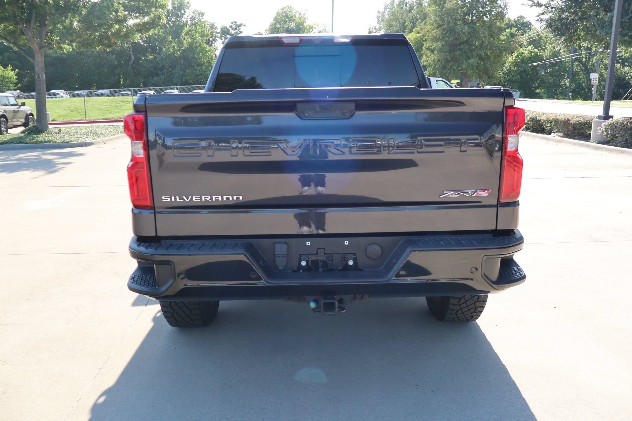 Used 2023 Chevrolet Silverado 1500 ZR2 AWD/4WD image 4