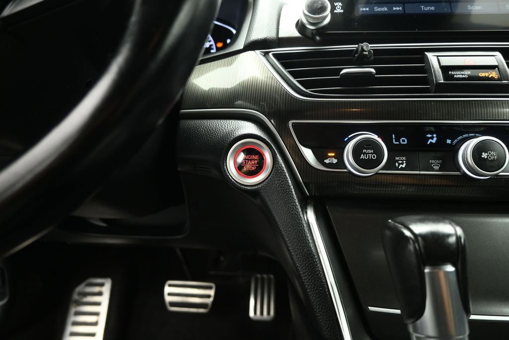 Used 2020 Honda Accord Sport image 18