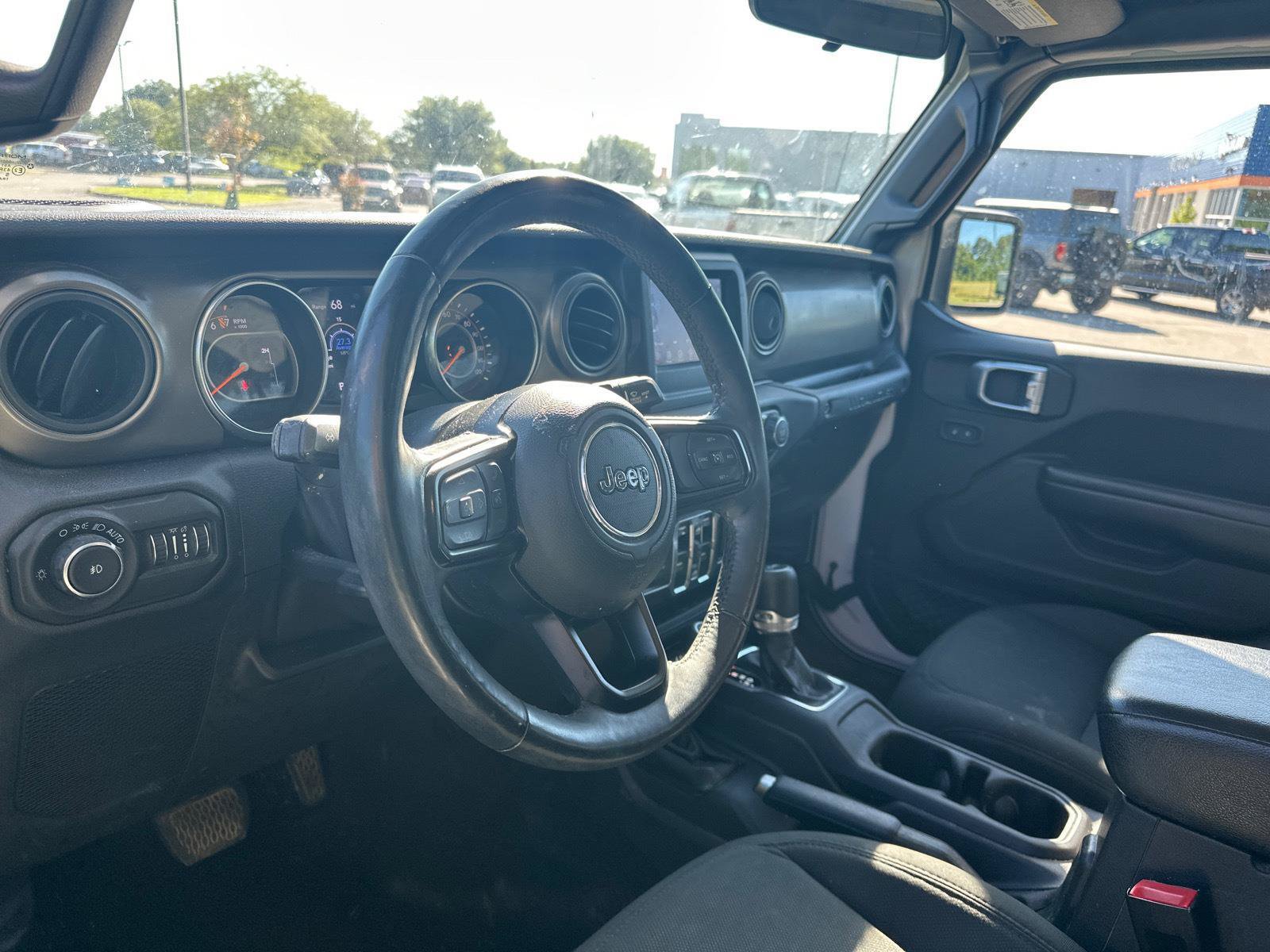 Used 2019 Jeep Wrangler Unlimited Sport S AWD/4WD image 15