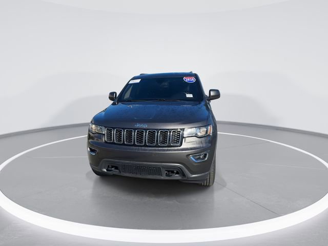 Used 2020 Jeep Grand Cherokee Laredo image 8