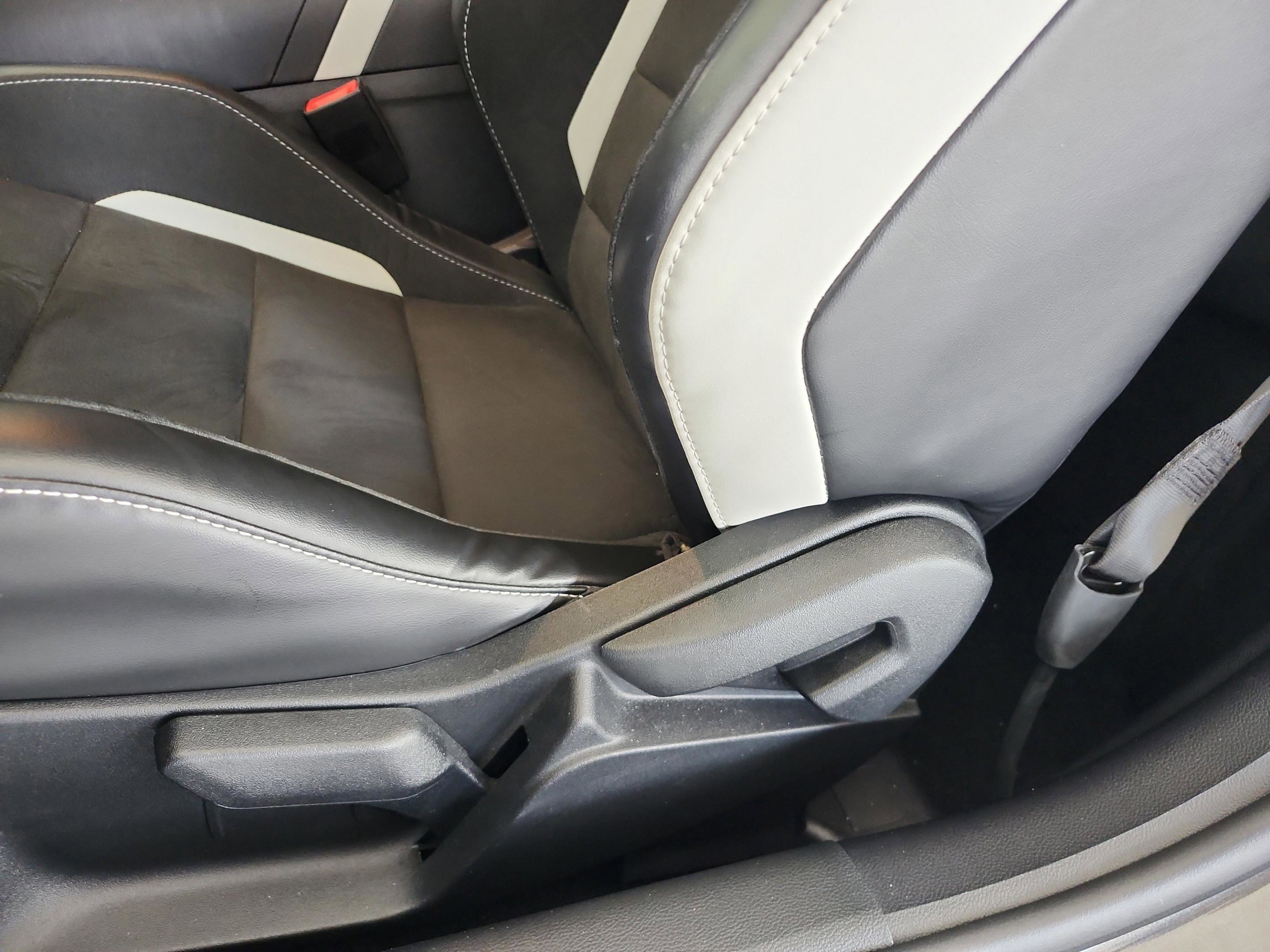 Certified 2020 Ford Mustang Shelby GT500 w/ Technology Package image 16