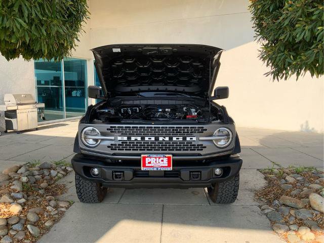 Certified 2025 Ford Bronco Badlands image 9