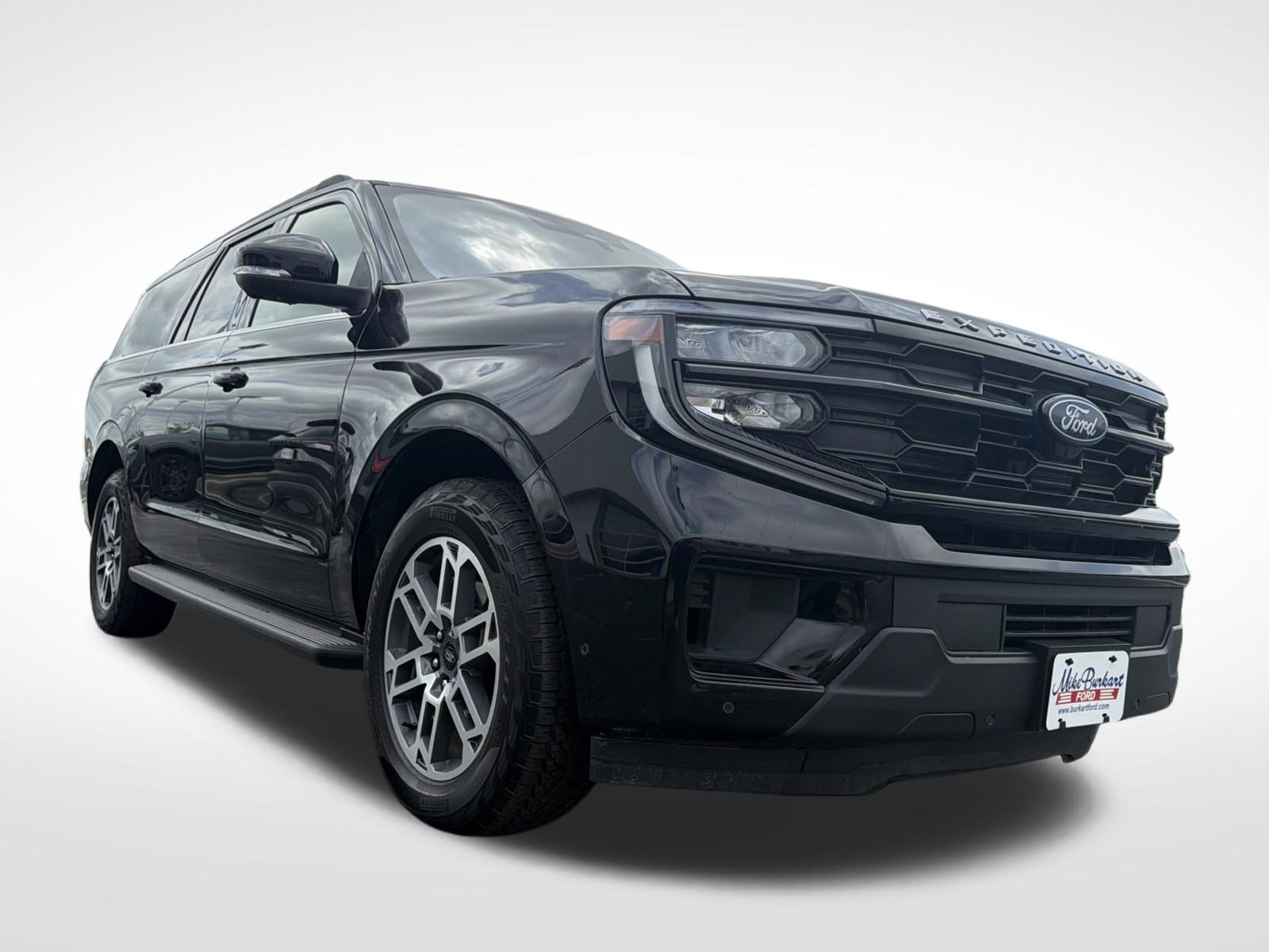Certified 2025 Ford Expedition Max Active AWD/4WD image 5