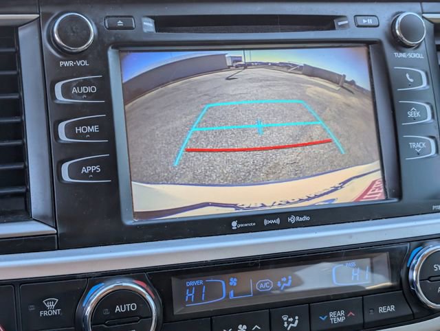 Used 2019 Toyota Highlander Plus image 12