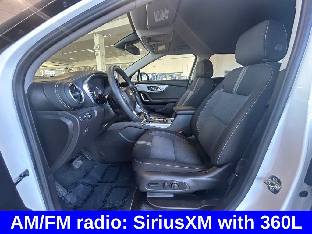 Used 2025 Chevrolet Blazer LT image 10