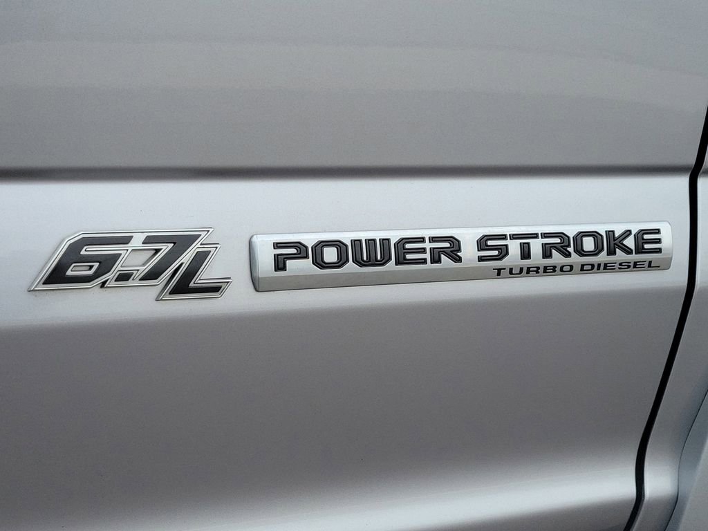 Certified 2022 Ford F450 XLT w/ XLT Premium Package AWD/4WD image 7