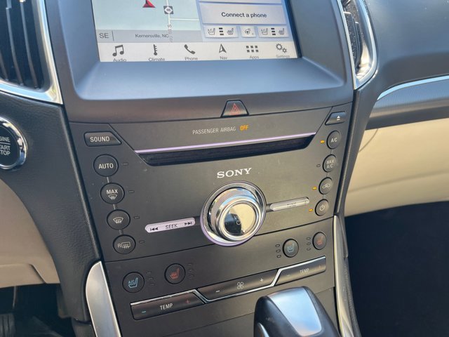 Certified 2017 Ford Edge Titanium w/ Equipment Group 301A image 21