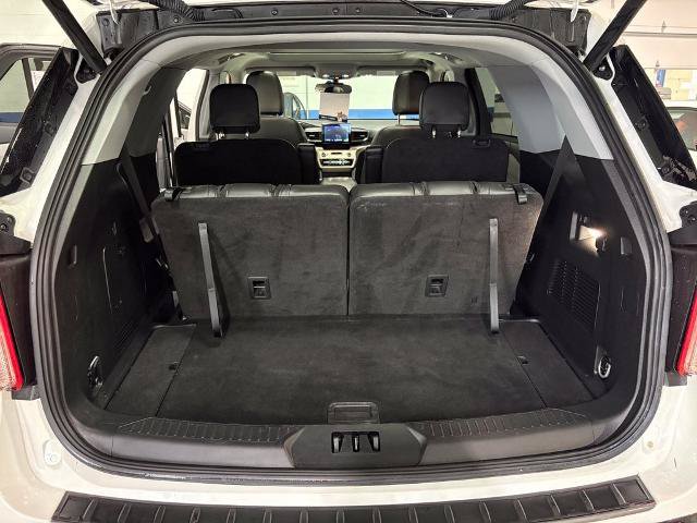 Certified 2024 Ford Explorer XLT w/ Equipment Group 202A AWD/4WD image 25