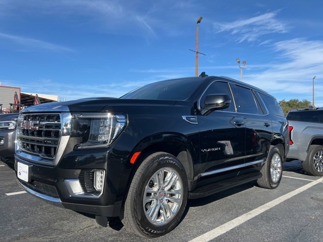 Used 2021 GMC Yukon SLT w/ SLT Premium Package