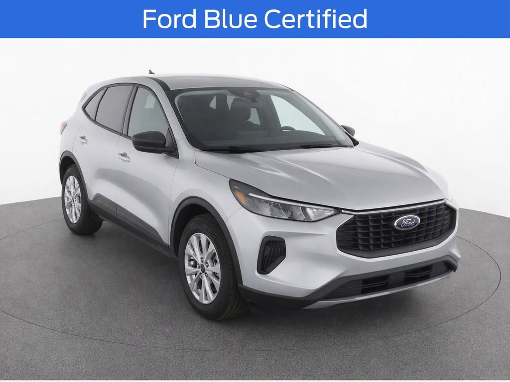 Certified 2025 Ford Escape Active w/ Cold Weather Package FWD image 2