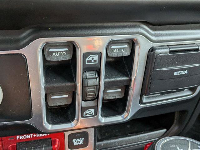 Used 2018 Jeep Wrangler Unlimited Rubicon AWD/4WD image 21